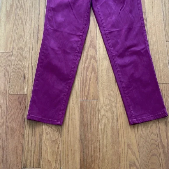 women's straight-leg sateen jeans by Croft & Barrow. - Picture 4 of 5